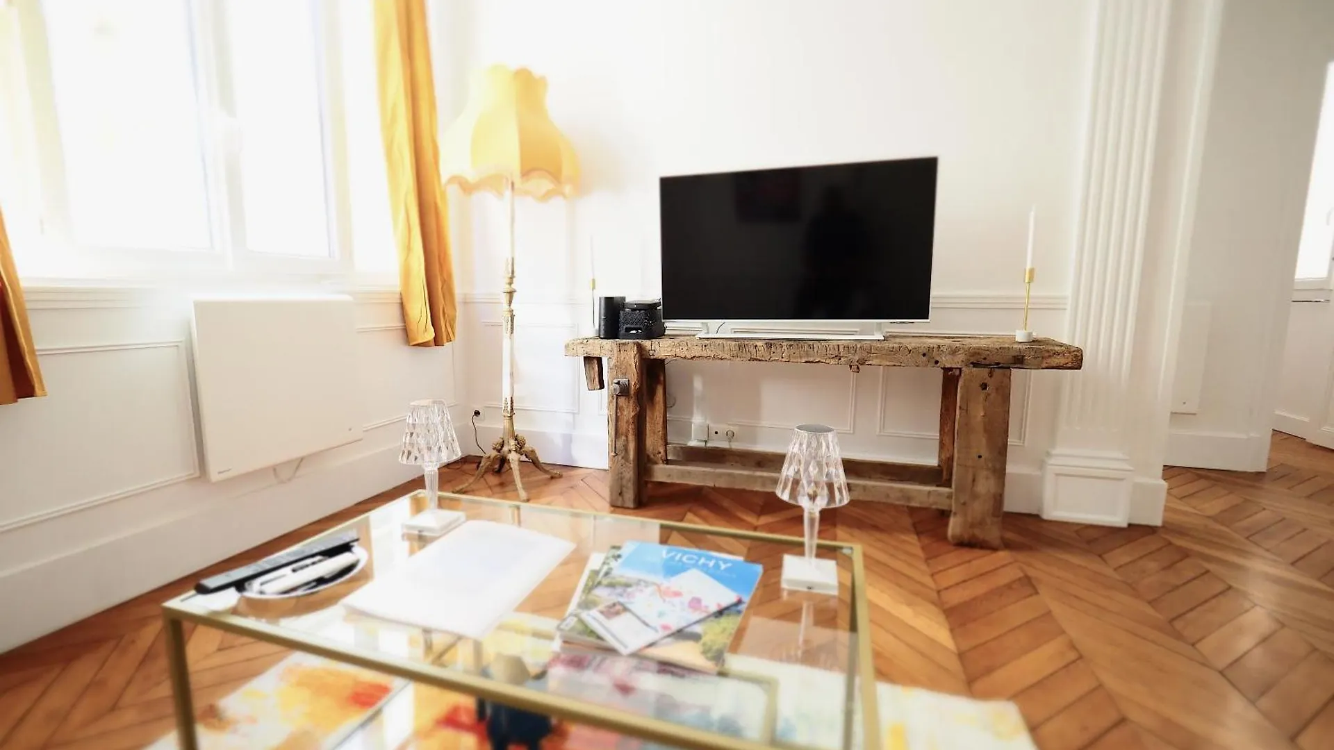 Apartment Appartement Design Derriere Les Thermes Vichy